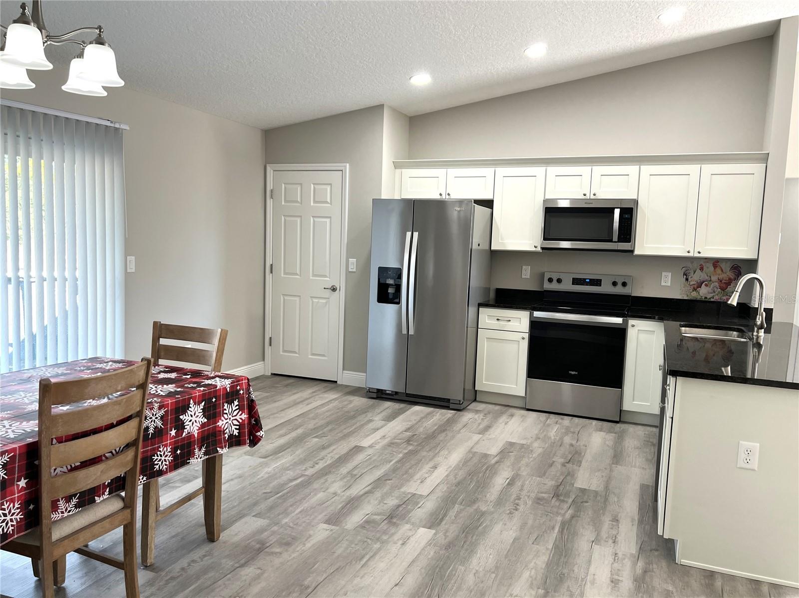 Image 13 of 31 For 3637 Wilhelm Street