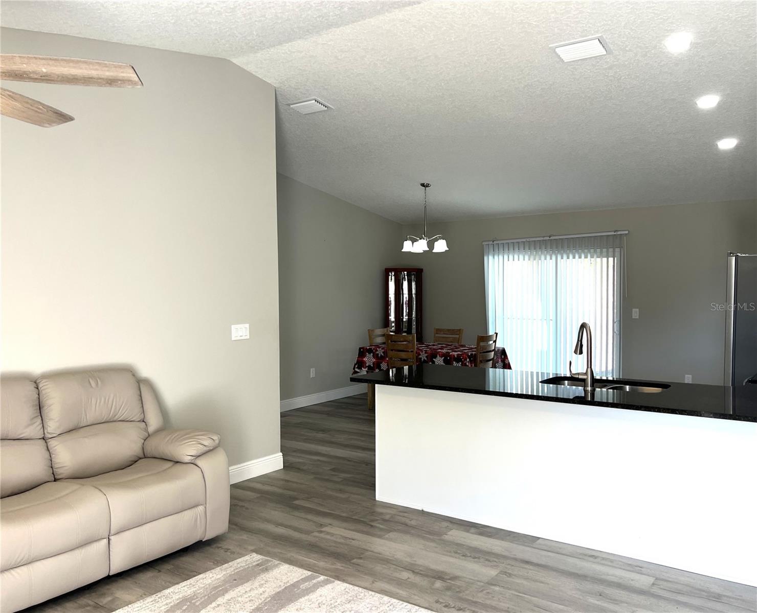 Image 19 of 31 For 3637 Wilhelm Street