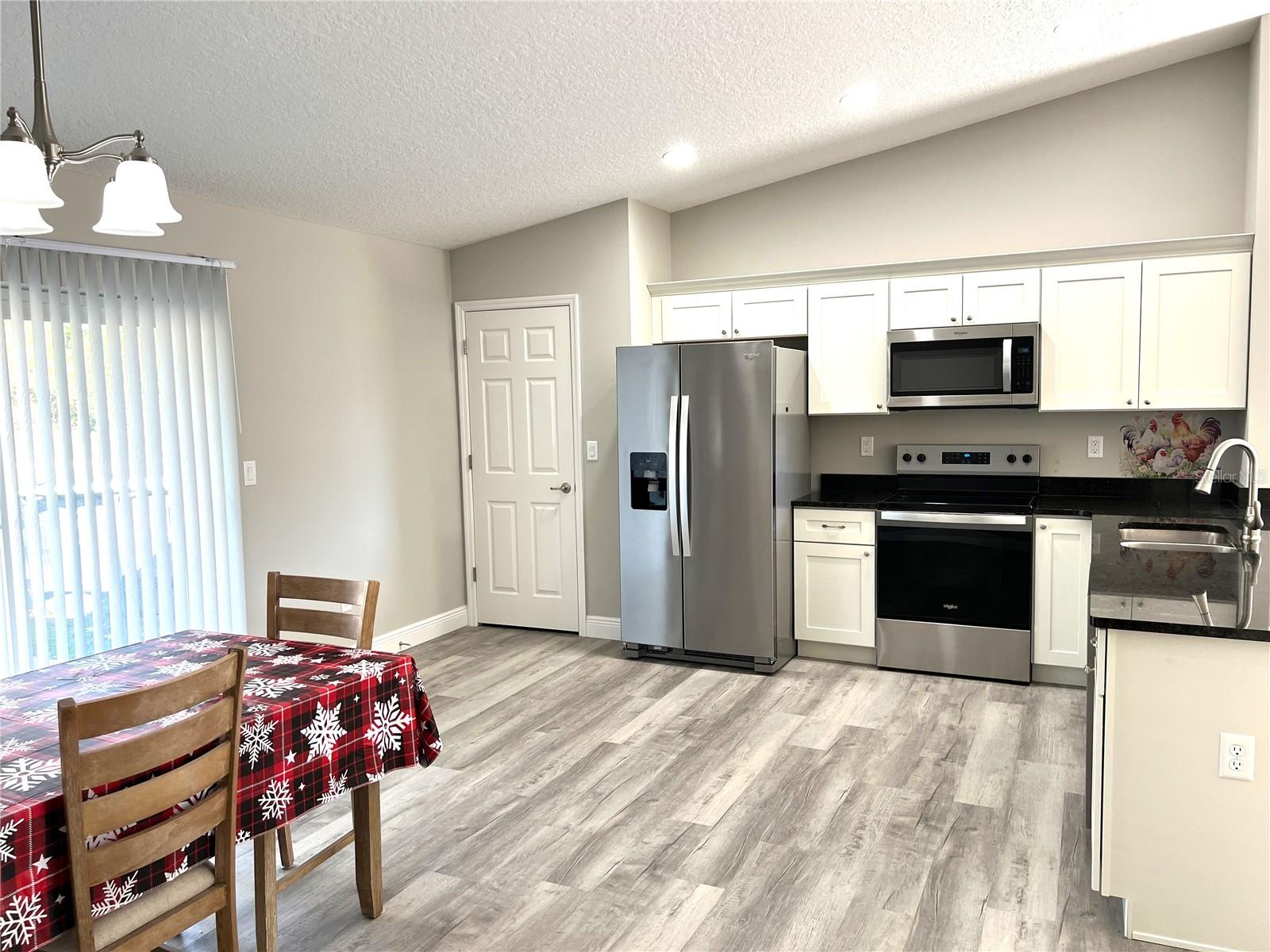 Image 8 of 31 For 3637 Wilhelm Street