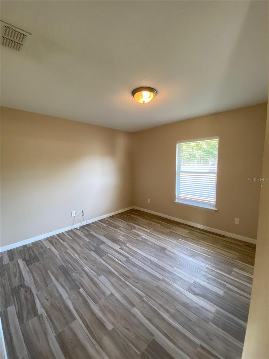 Image 11 of 17 For 11 Pine Course Loop