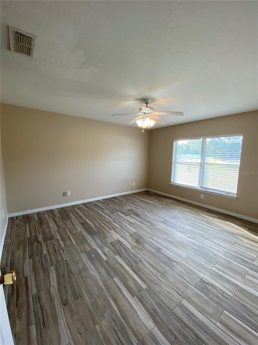 Image 16 of 17 For 11 Pine Course Loop