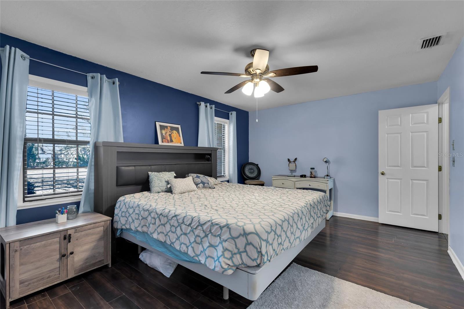 Image 26 of 47 For 3928 14th Place