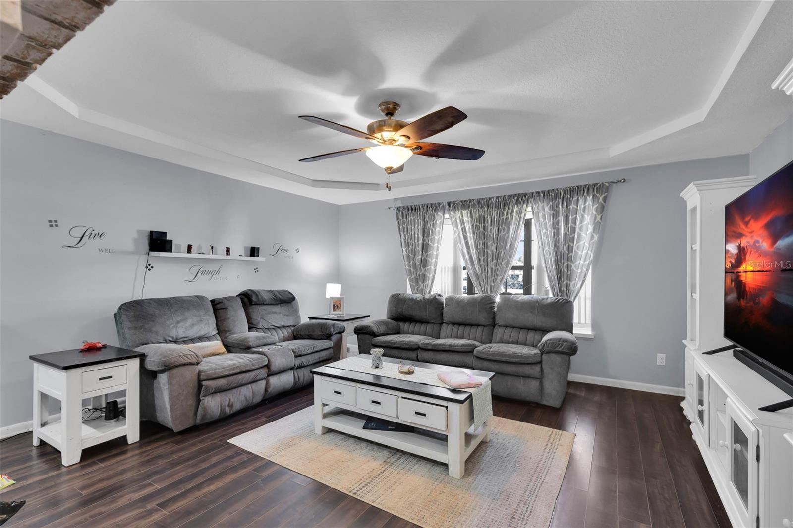 Image 6 of 47 For 3928 14th Place