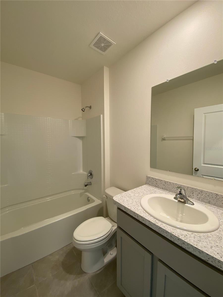 Image 21 of 43 For 113 Hickory Course Loop