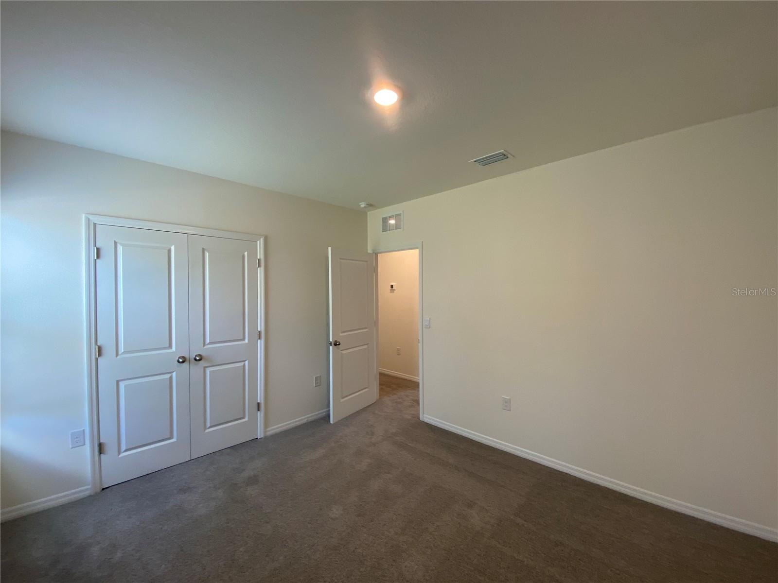 Image 23 of 43 For 113 Hickory Course Loop