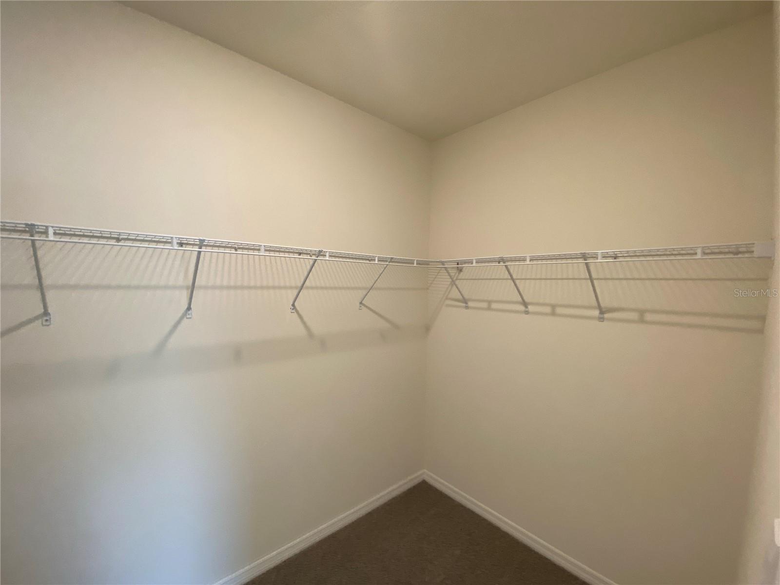 Image 27 of 43 For 113 Hickory Course Loop