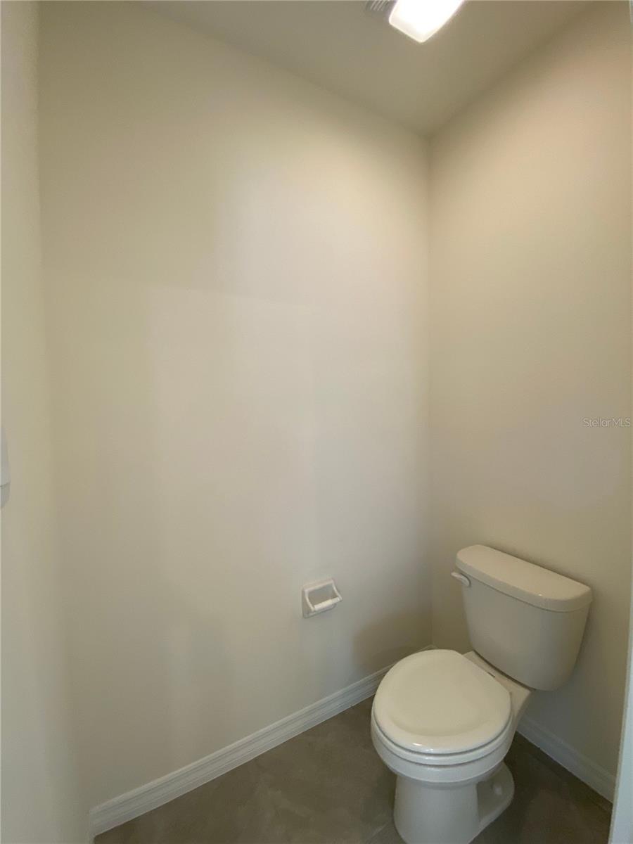 Image 29 of 43 For 113 Hickory Course Loop