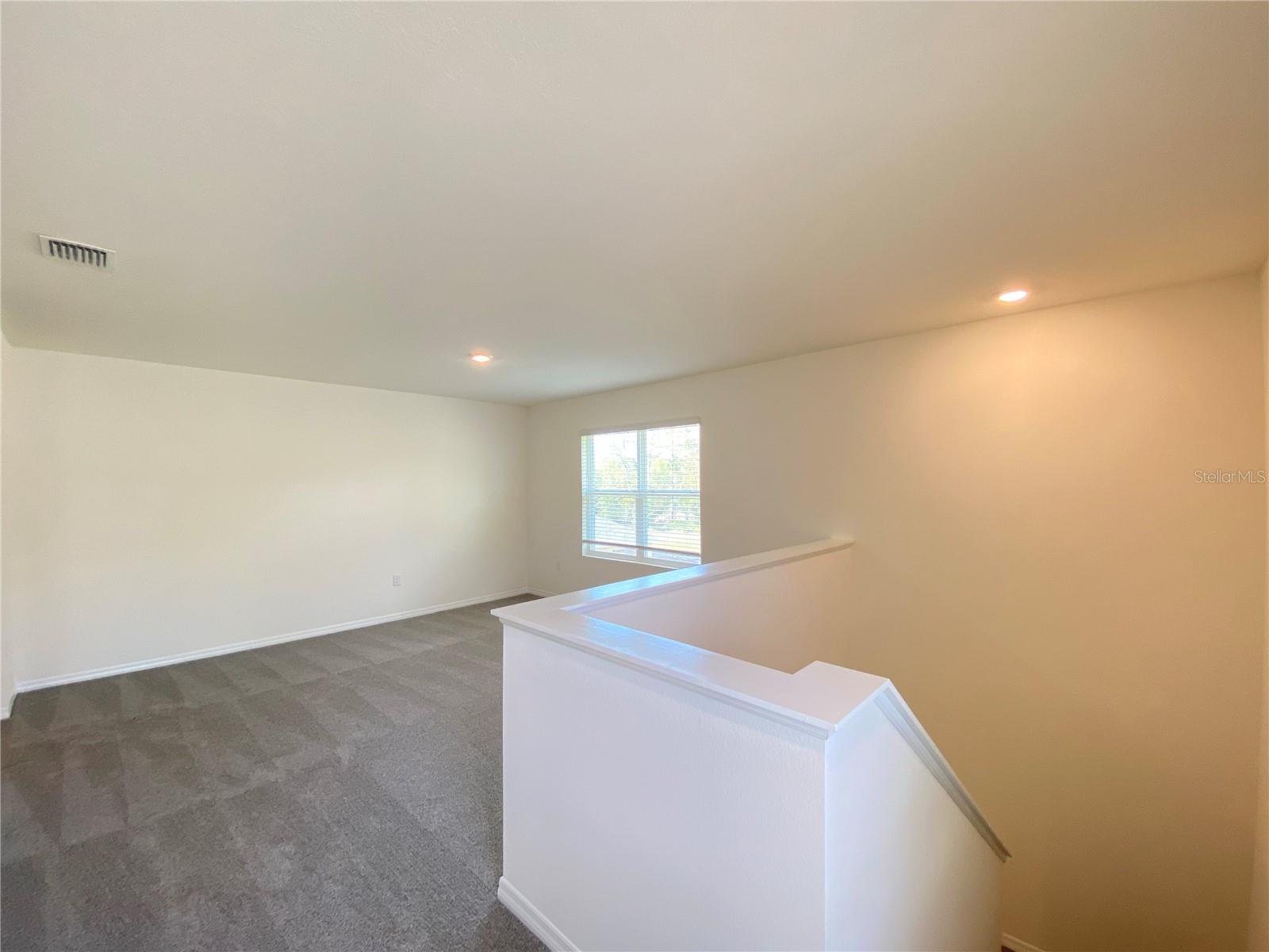 Image 35 of 43 For 113 Hickory Course Loop