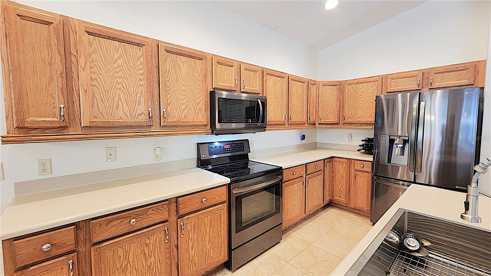 Image 39 of 85 For 1636 Caroline Path