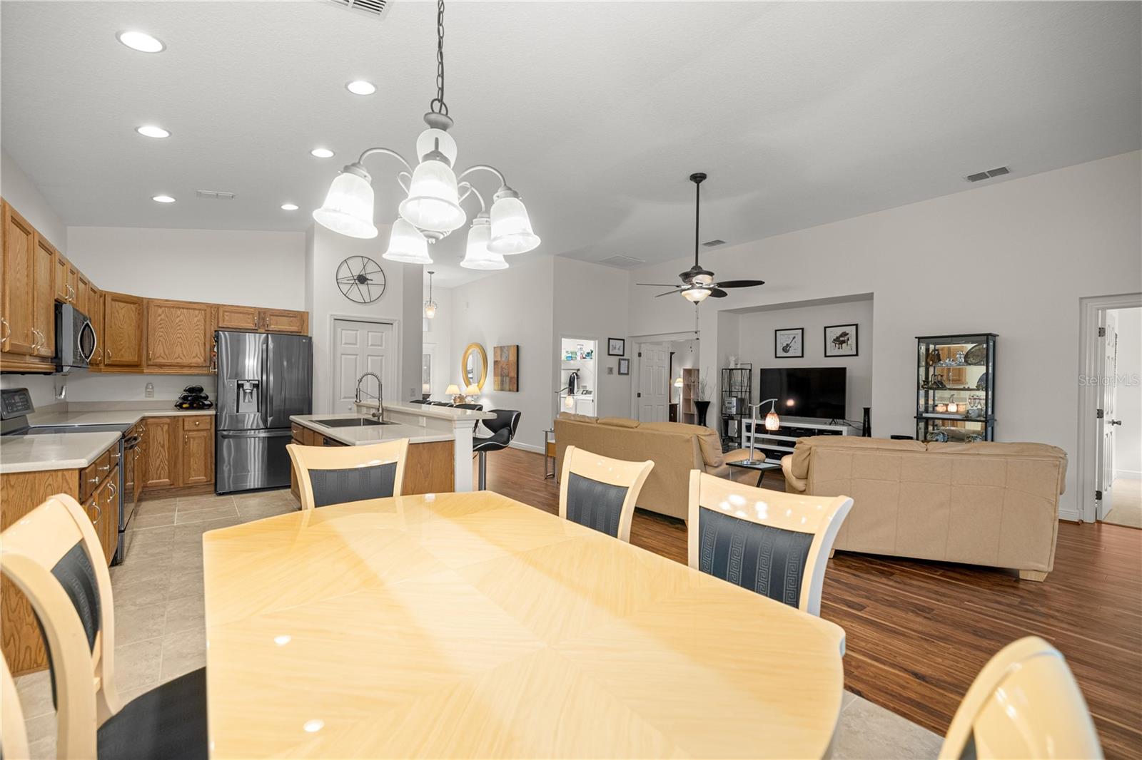 Image 48 of 85 For 1636 Caroline Path