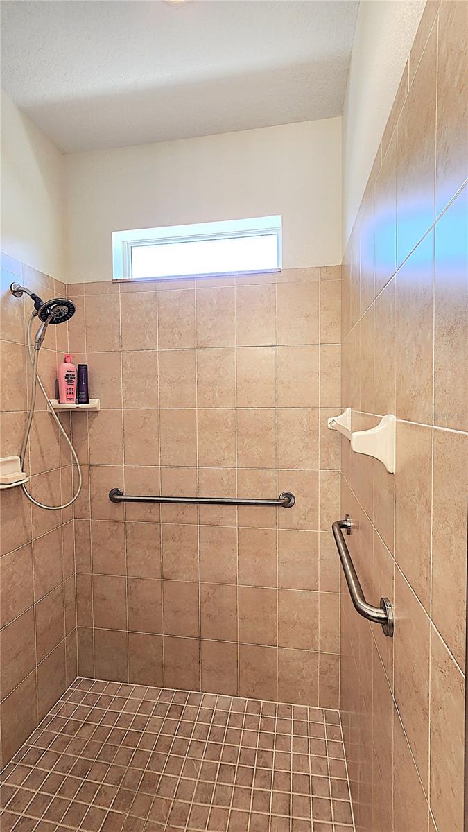 Image 55 of 85 For 1636 Caroline Path