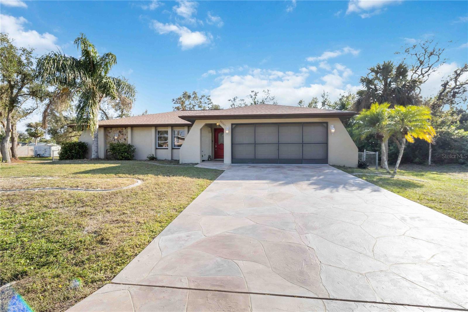 Image 3 of 46 For 22285 Walton Avenue