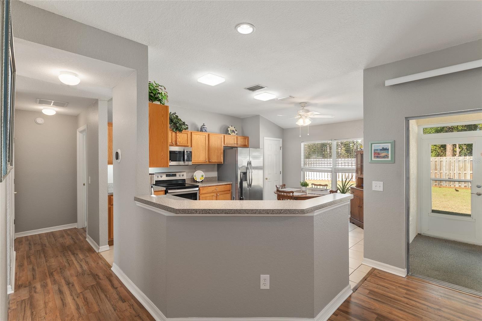 Image 10 of 66 For 11800 91st Circle