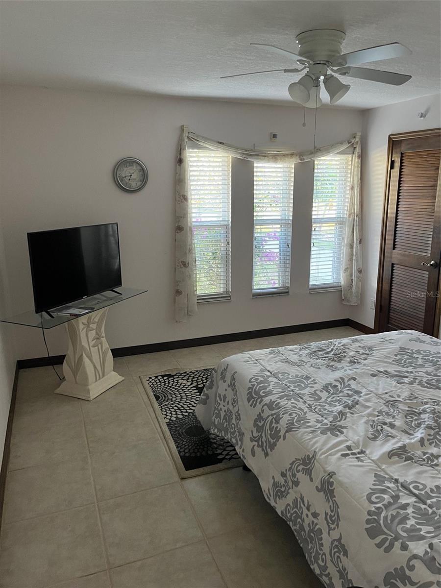 Image 20 of 46 For 3083 Newfound Harbor Drive