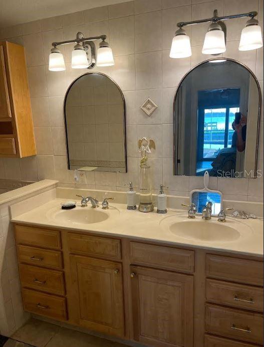 Image 24 of 46 For 3083 Newfound Harbor Drive