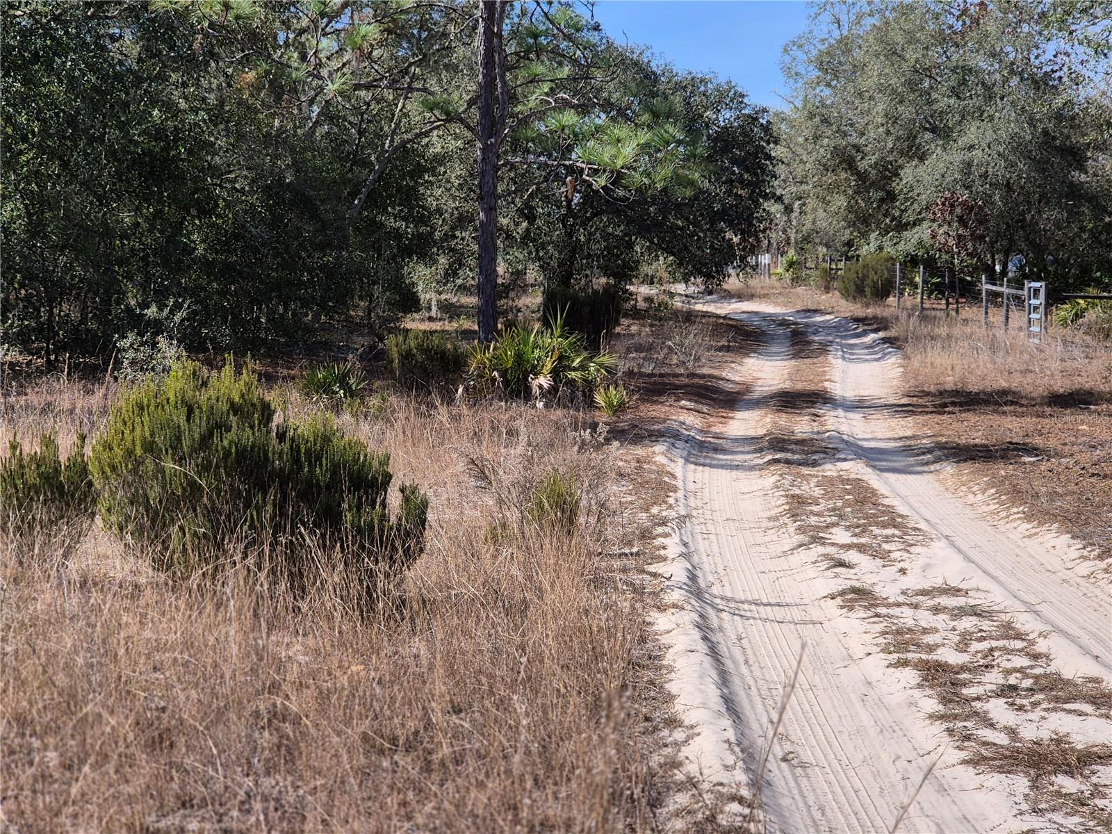 Image 4 of 8 For 00 78th Lane