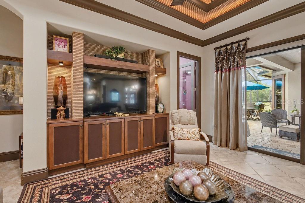 Image 15 of 51 For 6662 179th Avenue Road