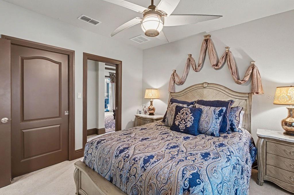 Image 25 of 51 For 6662 179th Avenue Road