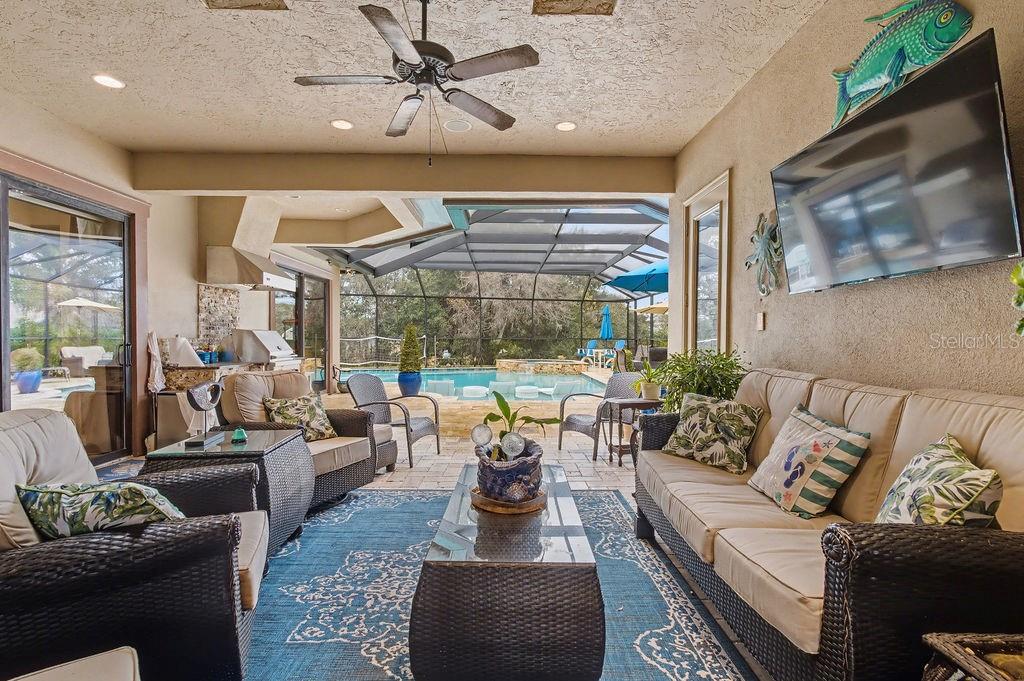 Image 33 of 51 For 6662 179th Avenue Road