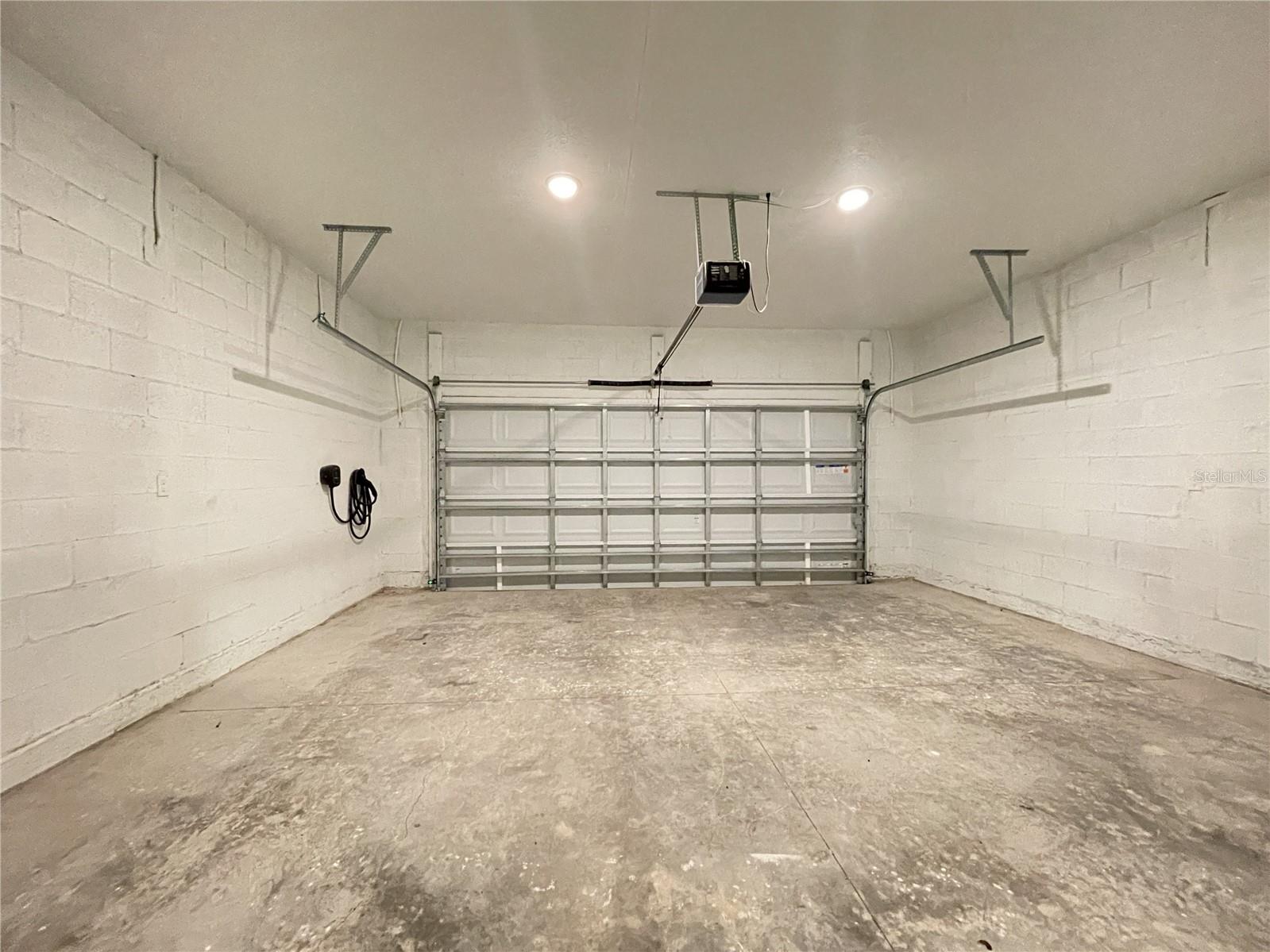 Image 16 of 25 For 10 Guava Lane Course