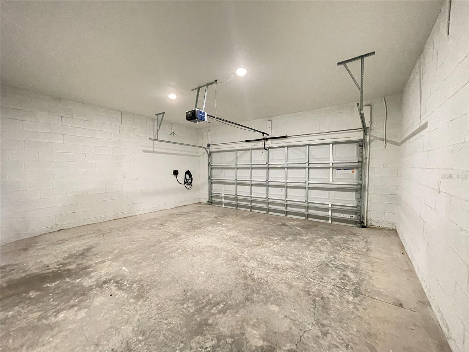 Image 17 of 25 For 10 Guava Lane Course