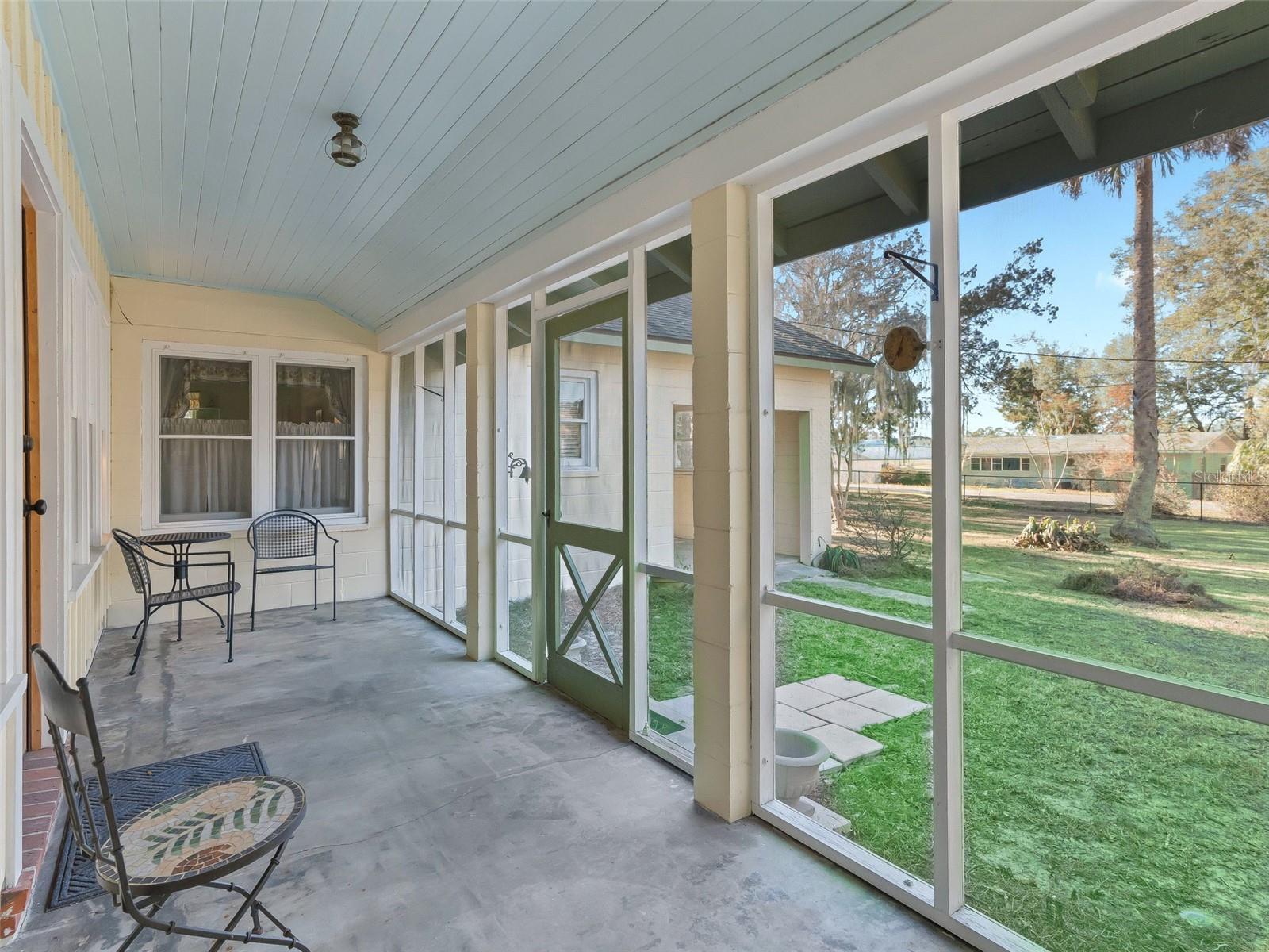 Image 7 of 54 For 5630 109th Place