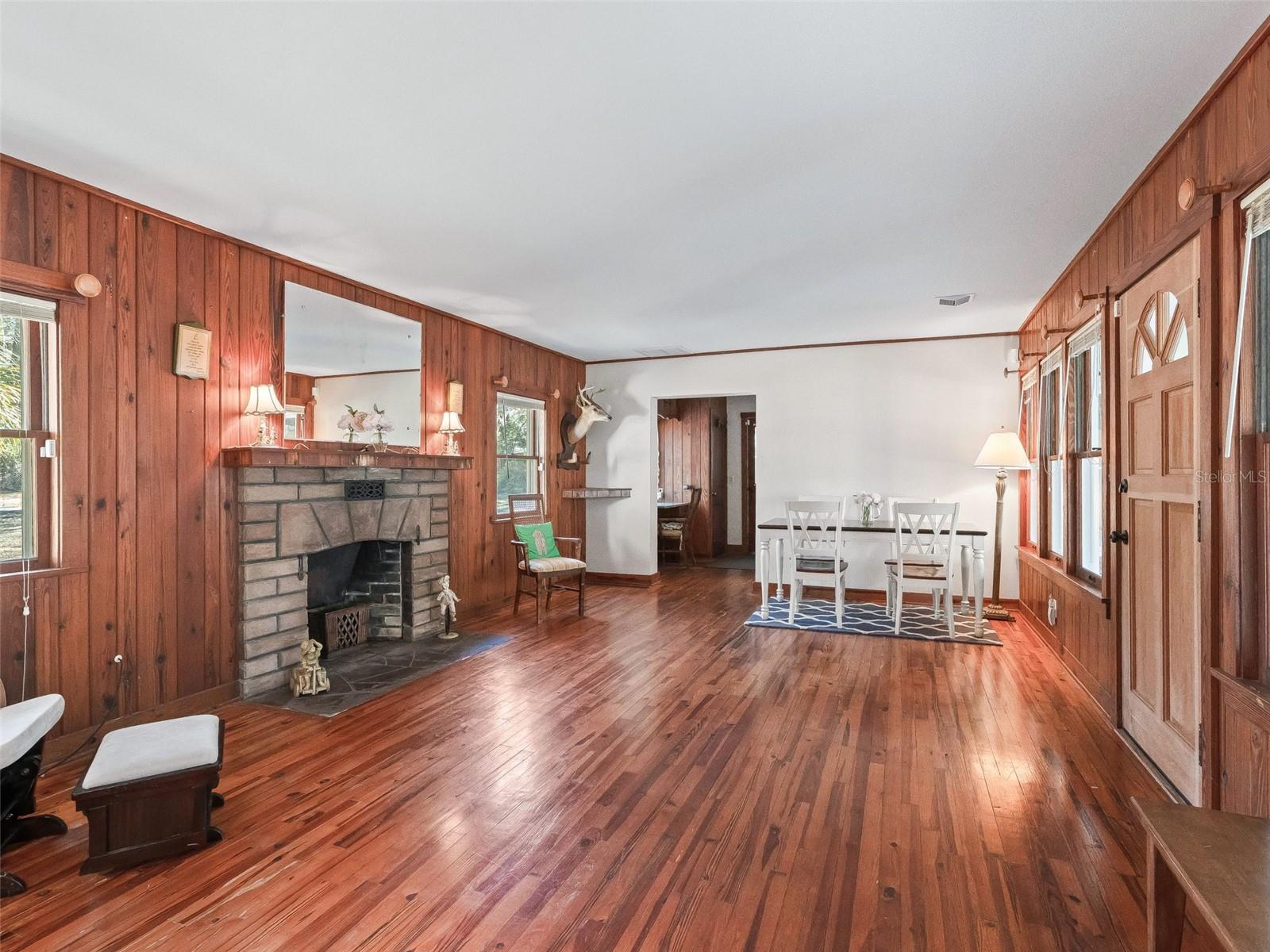 Image 9 of 54 For 5630 109th Place