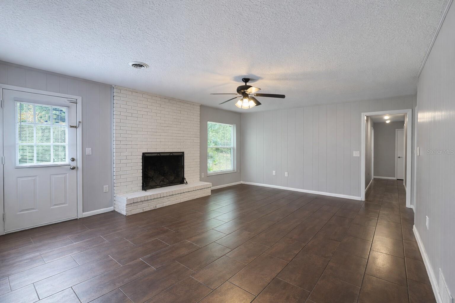 Image 13 of 32 For 2224 9th Street