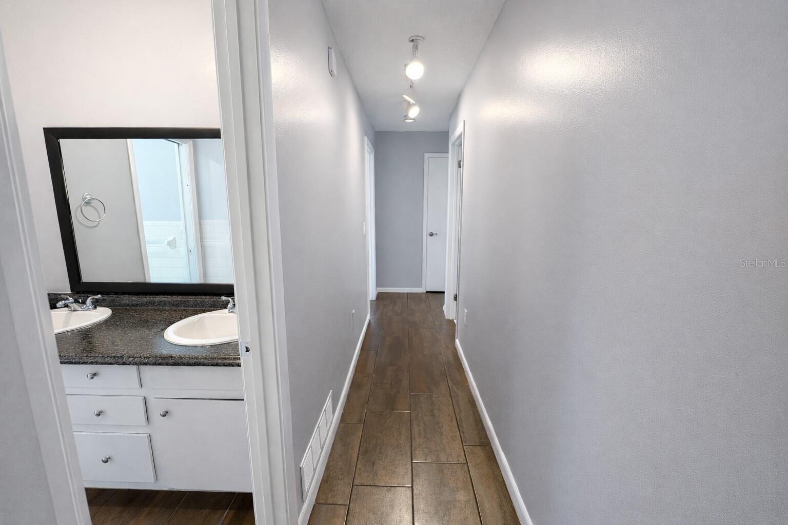 Image 22 of 32 For 2224 9th Street