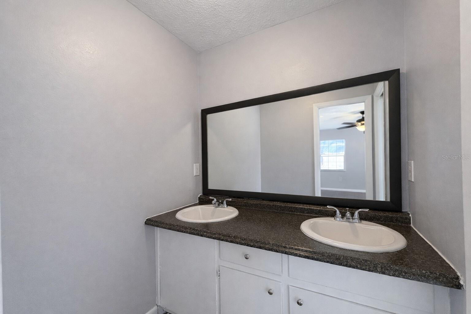 Image 26 of 32 For 2224 9th Street