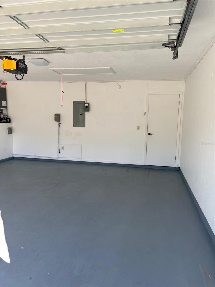 Image 6 of 53 For 21425 Plantation Street