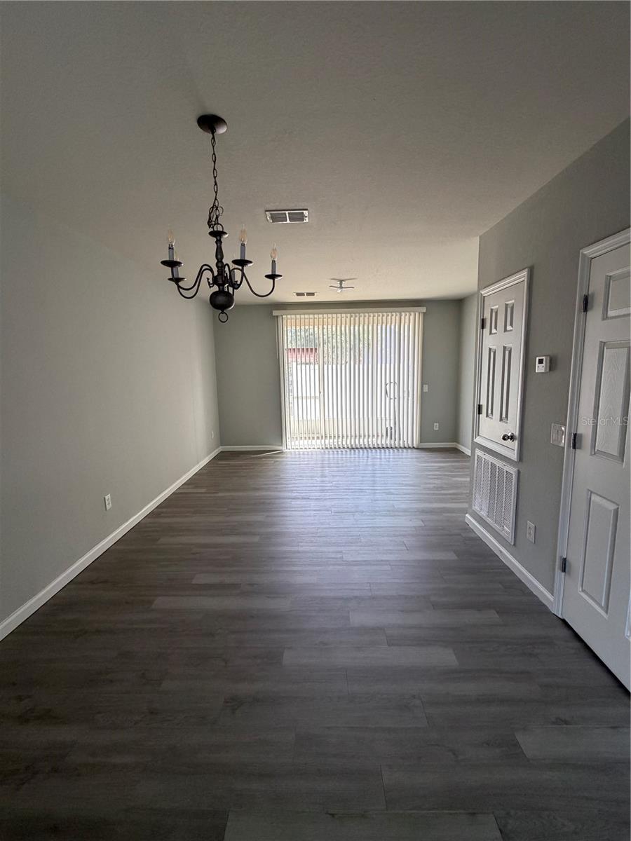 Image 8 of 24 For 4895 Sw 45th St