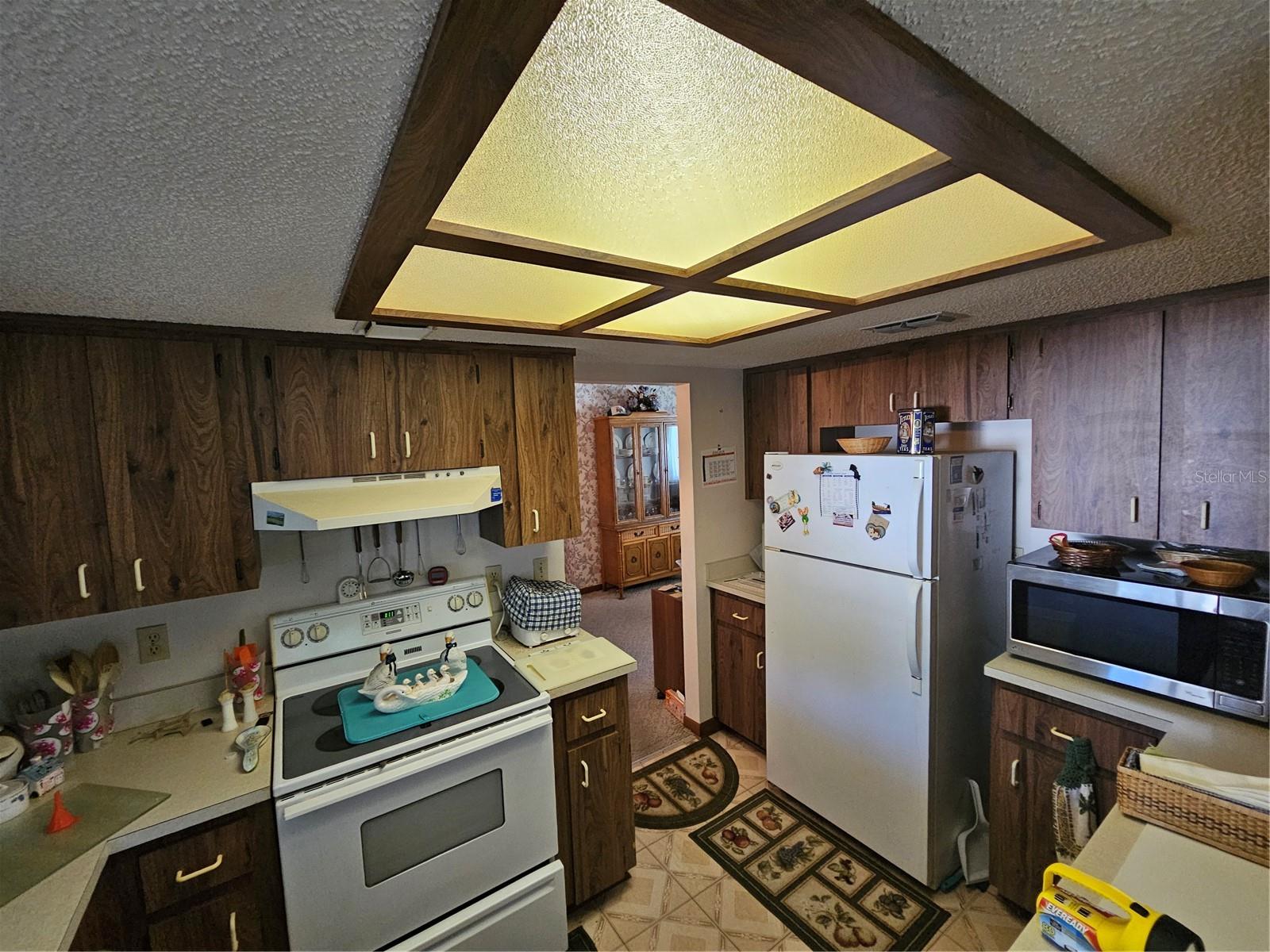 Image 10 of 30 For 9115 102nd Lane