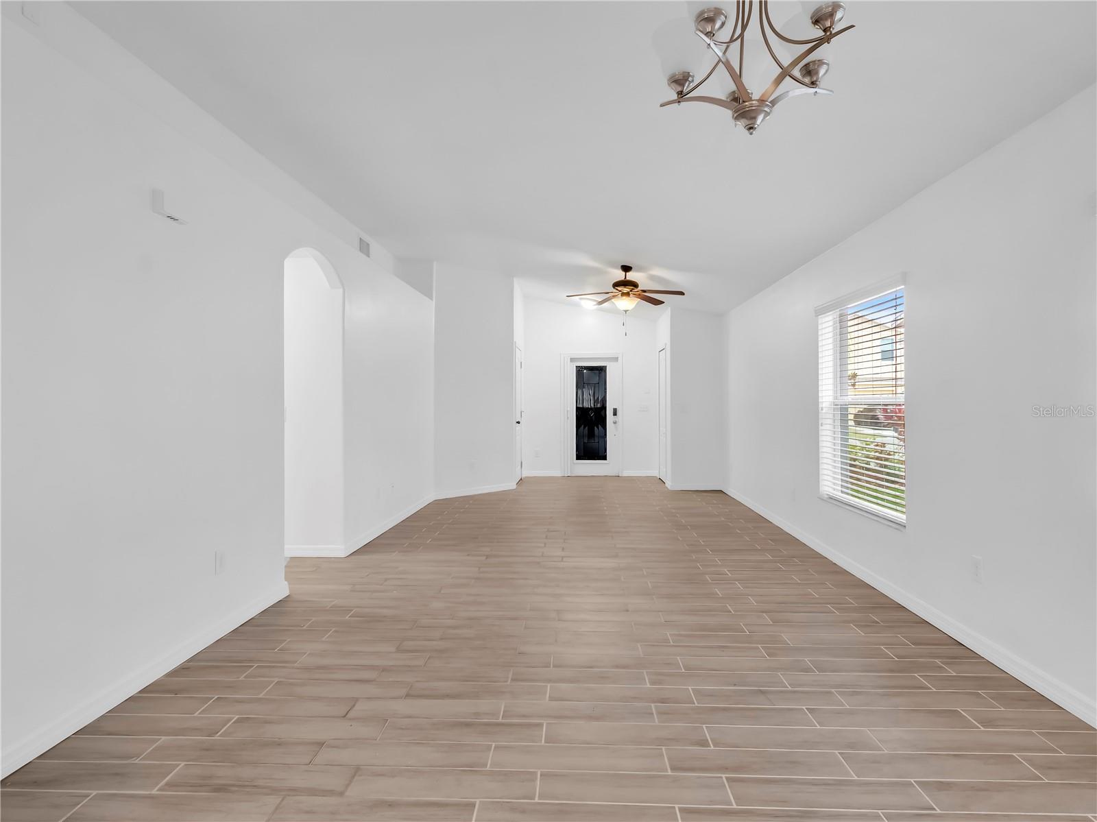 Image 7 of 21 For 1909 Hawks View Drive