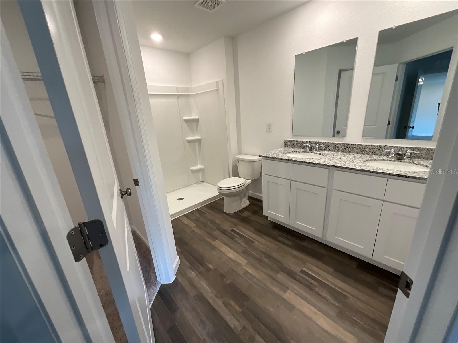 Image 11 of 22 For 7145 Henderson Way