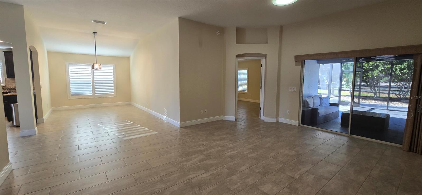 Image 11 of 18 For 2125 Barbosa Court