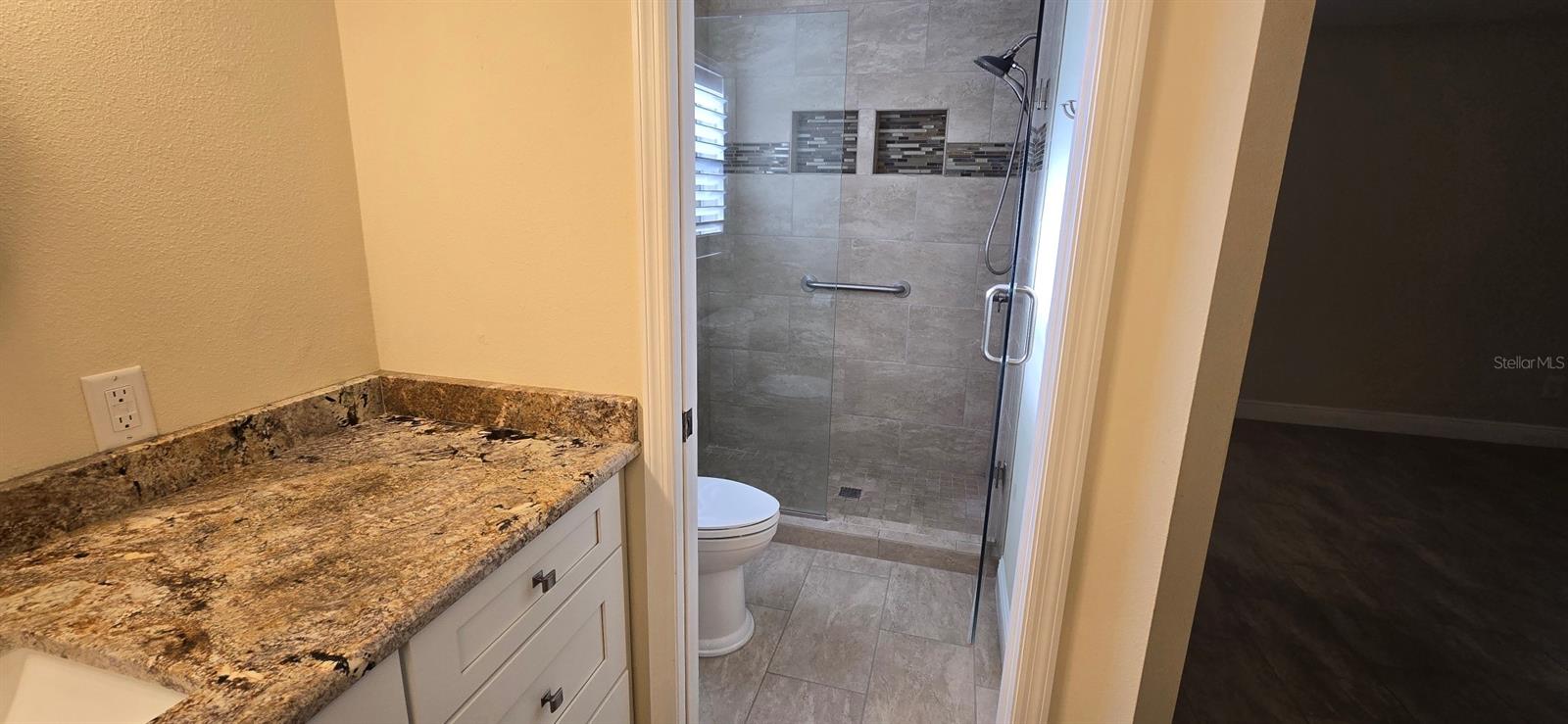 Image 14 of 18 For 2125 Barbosa Court