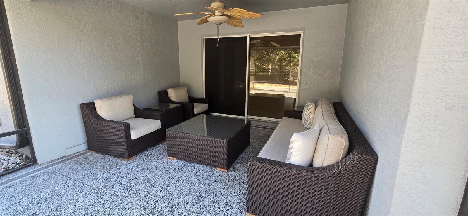 Image 4 of 18 For 2125 Barbosa Court