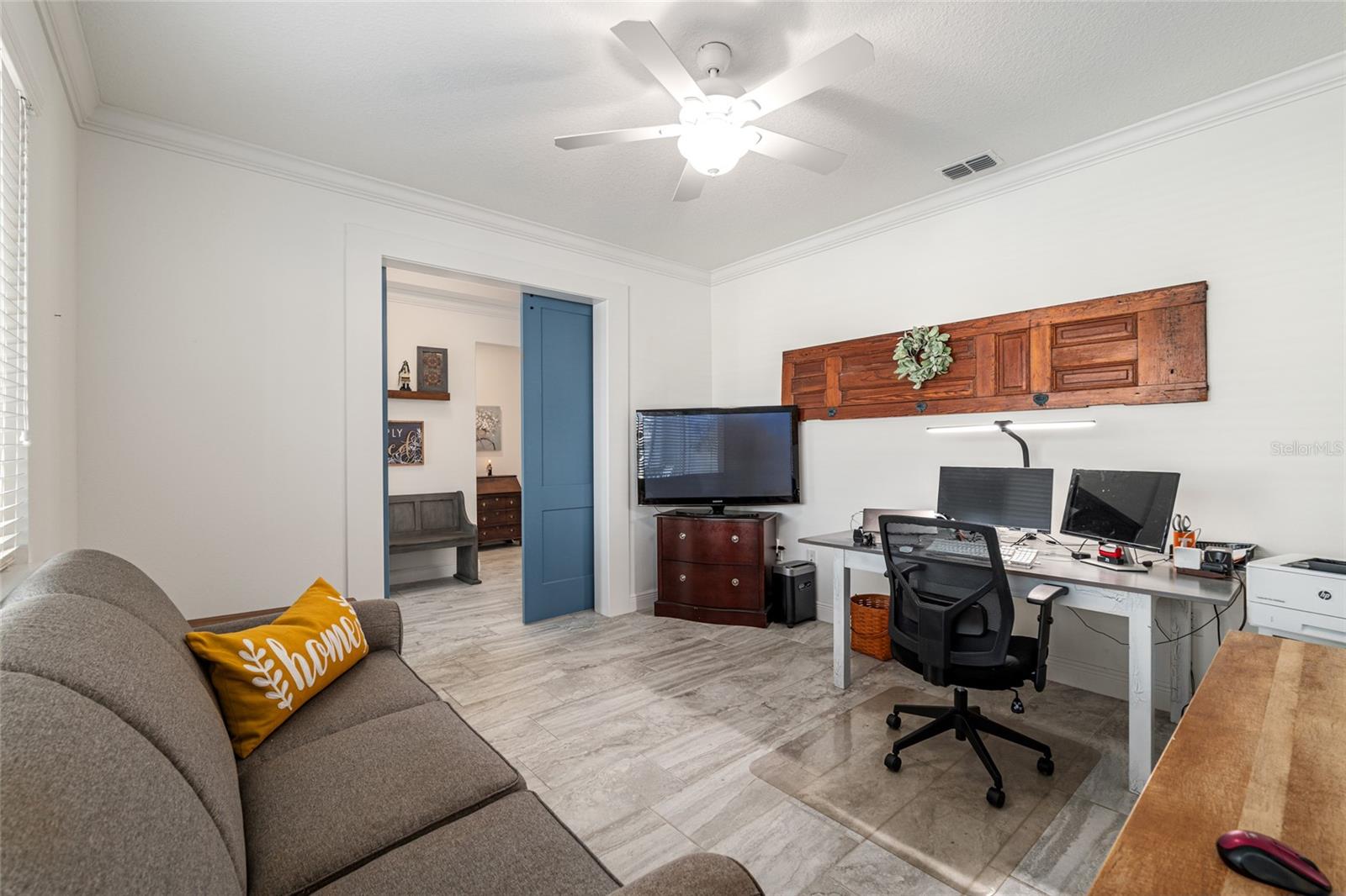 Image 33 of 43 For 9077 81st Loop