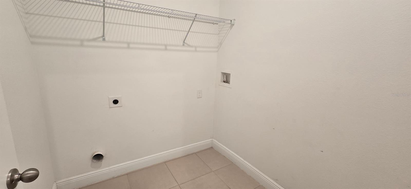 Image 15 of 16 For 405 Marion Oaks Lane