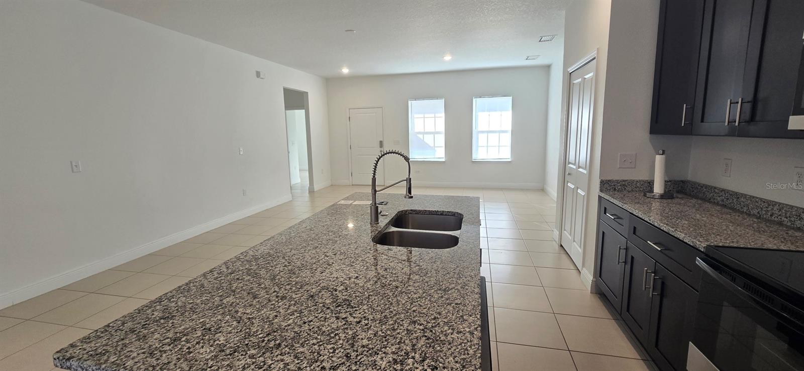 Image 3 of 16 For 405 Marion Oaks Lane