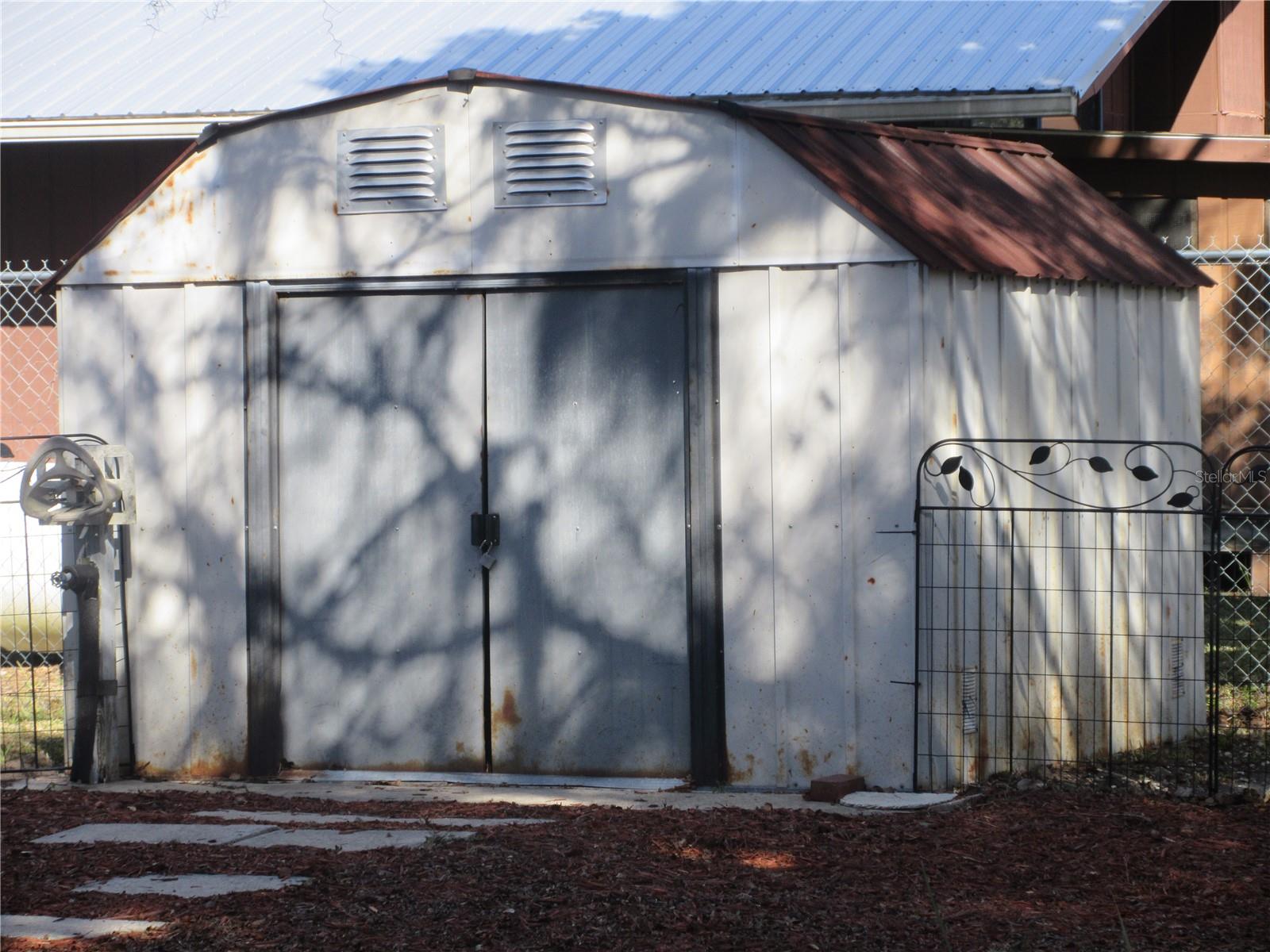 Image 18 of 99 For 2249 170th Avenue Road