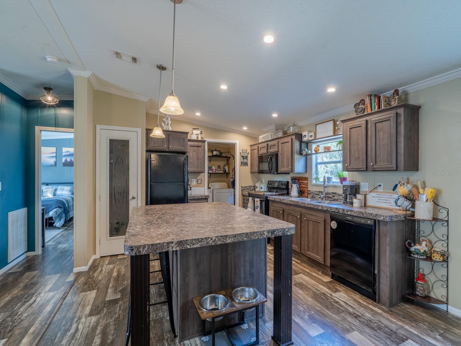 Image 11 of 43 For 22457 130th Court Road