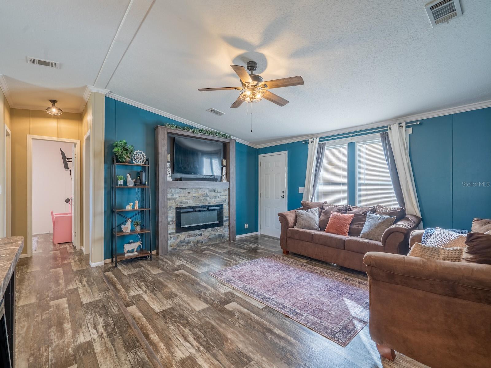 Image 17 of 43 For 22457 130th Court Road