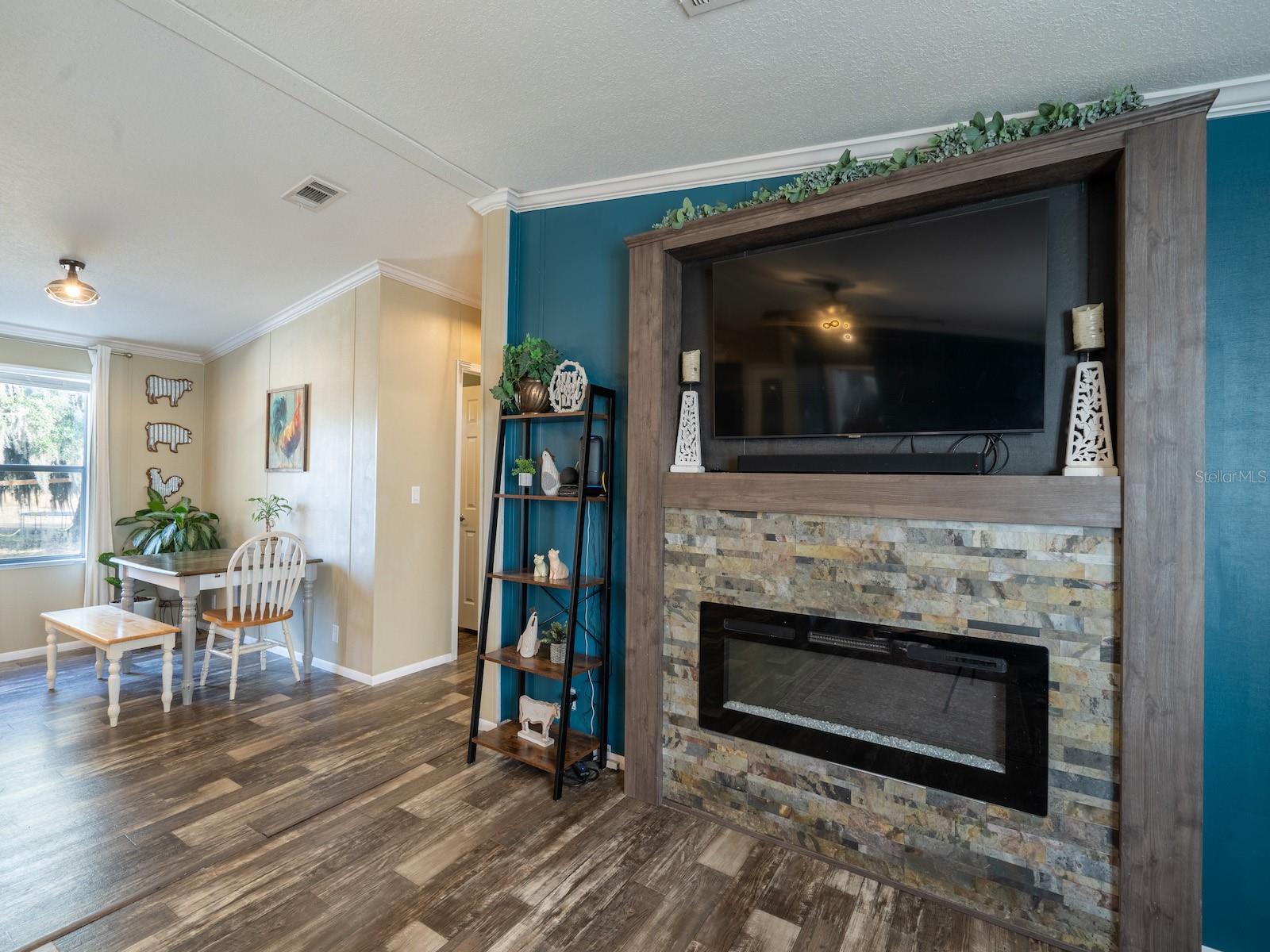 Image 18 of 43 For 22457 130th Court Road