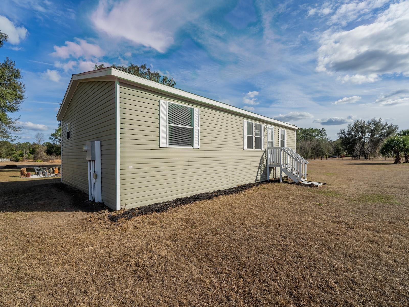 Image 30 of 43 For 22457 130th Court Road