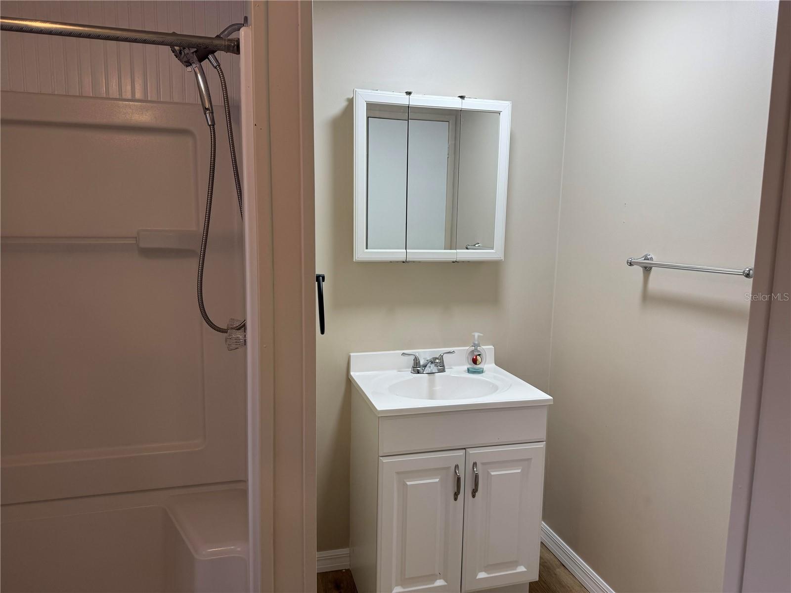 Image 5 of 11 For 105 66th Court