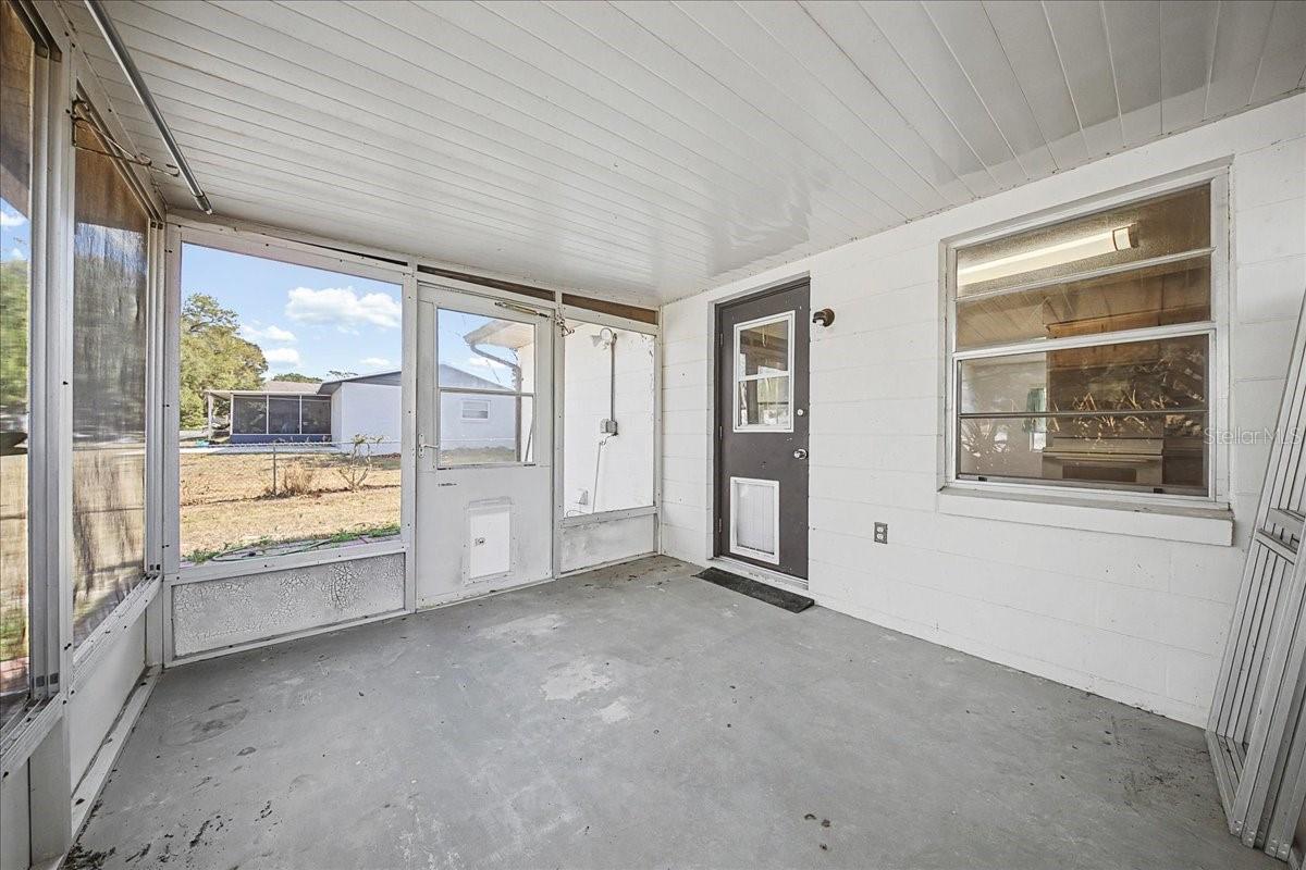 Image 6 of 17 For 415 First Drive