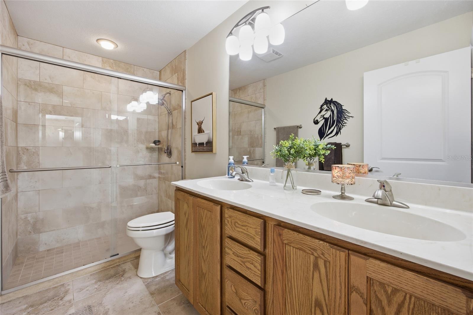 Image 28 of 100 For 10532 27th Avenue