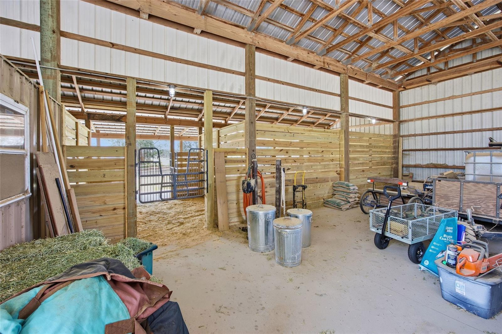 Image 52 of 100 For 10532 27th Avenue